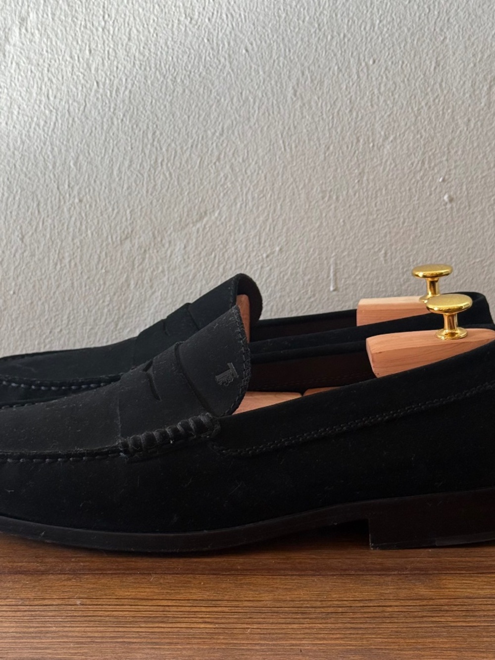 Tod's Black Suede Penny Loafers Men's Size 10.5 Made in Italy Leather Sole Luxur